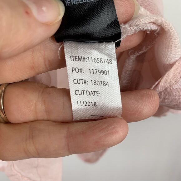 Torrid Size 00 10 M/L Pink Camo Challis Dolman Blouse Collared Button Front Top - Picture 8 of 10